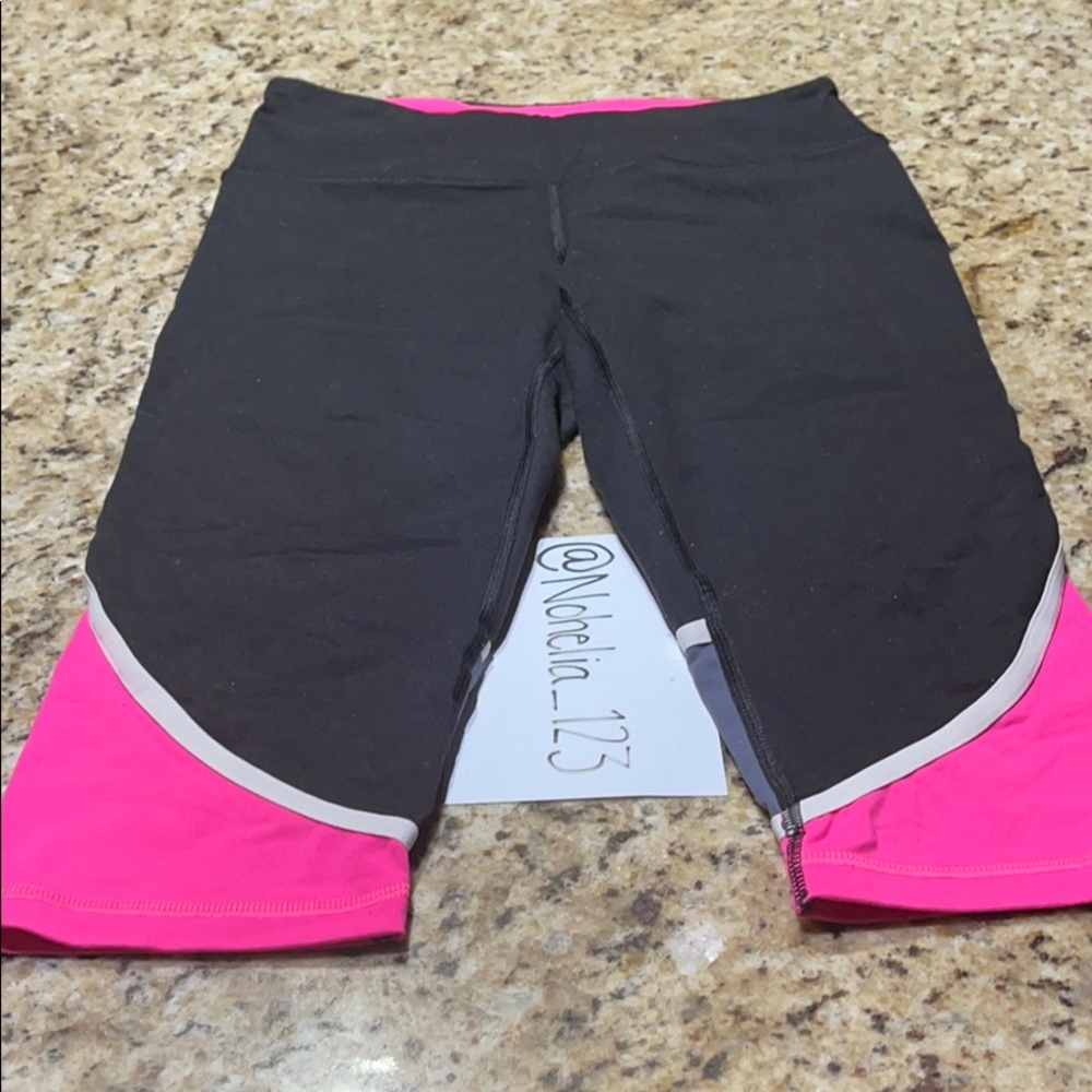 Victoria Sport Crop Legging